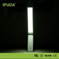 Candeeiro de mesa com sensor de toque IPUDA popular alibaba 2016 com luz de cabeceira LED de carga USB